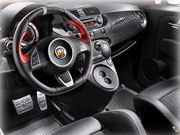 アバルトフェラーリ６９５インテリア